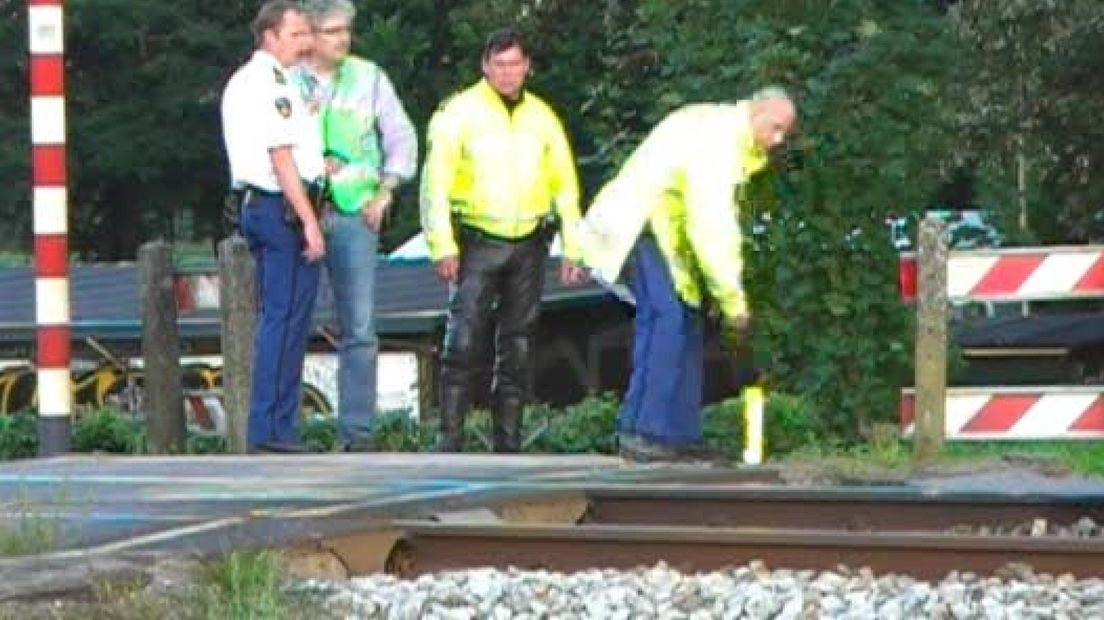 Waterschap wil spoorovergang Eefde sluiten