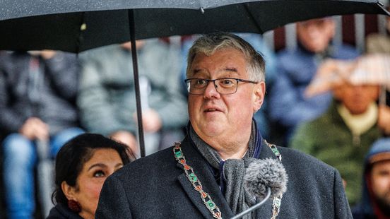 Bruls biedt excuses aan voor rol Nijmegen in slavernijsysteem