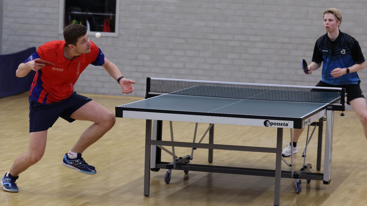 Tafeltennissers Middelstum door naar finale