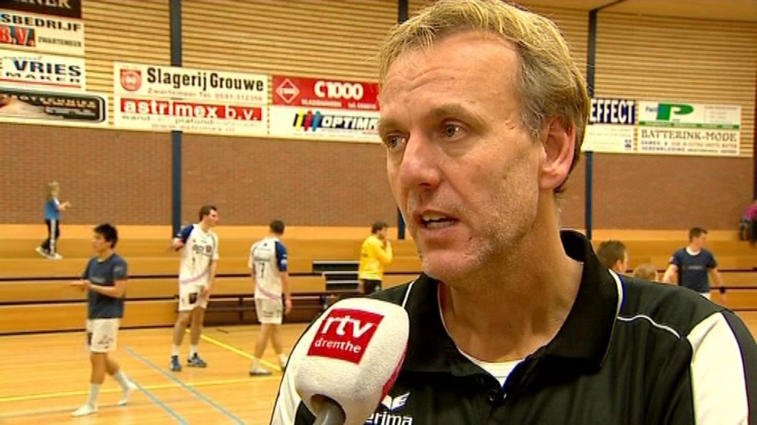 Rob Fiege moet aan het einde van het seizoen vertrekken (Rechten: archief RTV Drenthe)