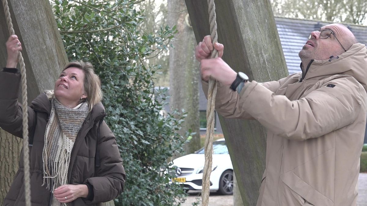 Met klokluiden verjaagt Katlijk kwade geesten: 