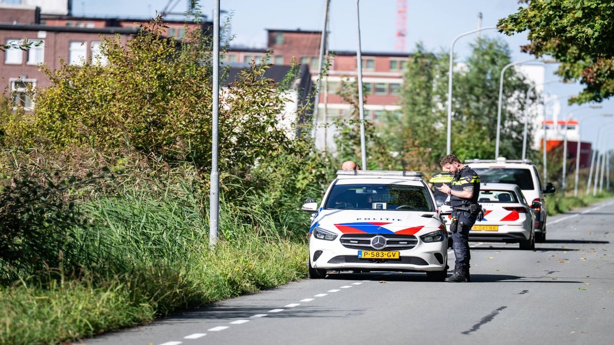 112-nieuws maandag 22 september: Aanrijding tussen scooter en fietser Stad • Auto te water in Kiel-W