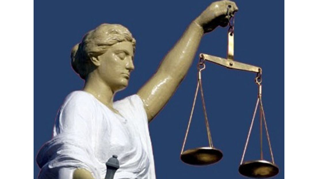 Verdachten gezinsmoord blijven vast