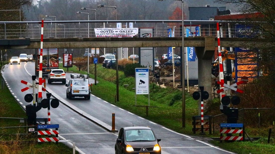 Spandoek als protest tegen coronamaatregelen