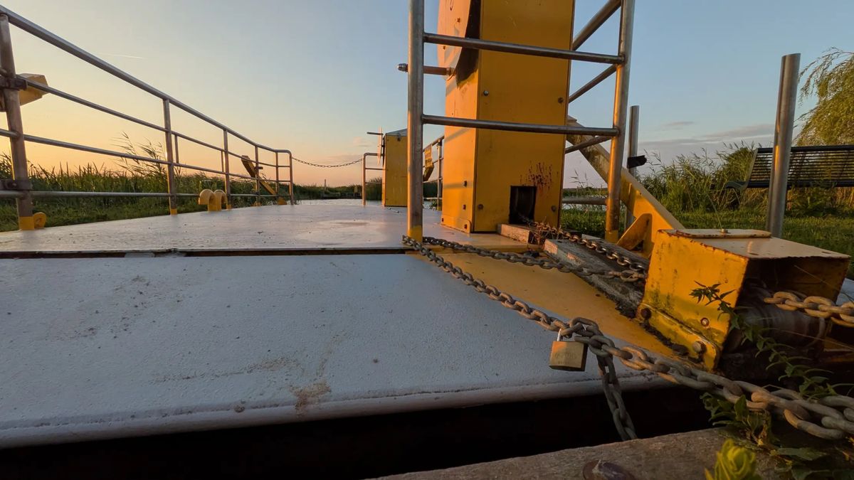 Trekpontje bij Oldemarkt na noodlottig ongeval weer in de vaart