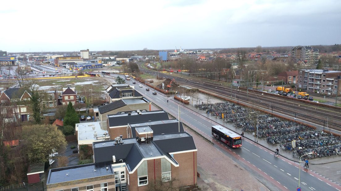 Op deze plek wordt een autotunnel aangelegd (Rechten: RTV Drenthe / Margriet Benak)