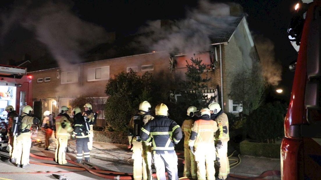 Dodelijk slachtoffer gevonden in brandende woning in Haaksbergen