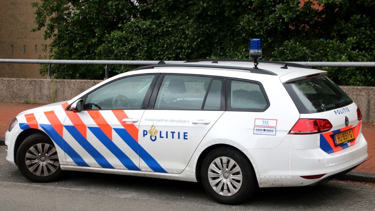 Large-scale Operation in Groningen, Friesland, and Drenthe: Drug Lab, Fireworks, and Chemicals Seized; Multiple Arrests Made