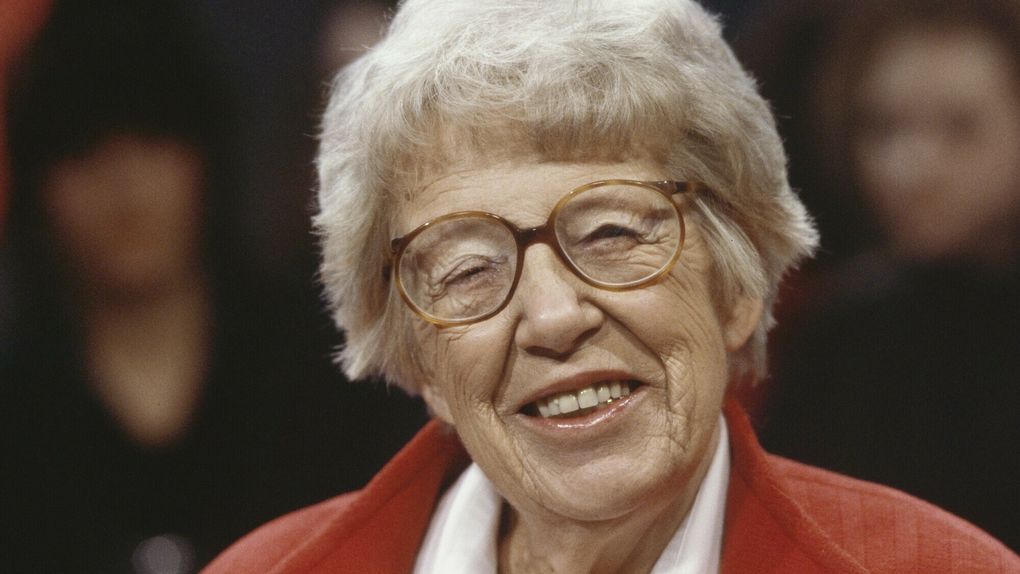 Annie M.G. Schmidt krijgt schrijverssteen in Amsterdam - Omroep Zeeland