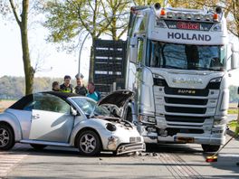 Auto en vrachtwagen botsen in Meppen