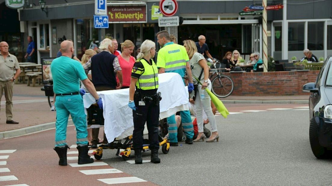 Vrouw gewond na val met fiets