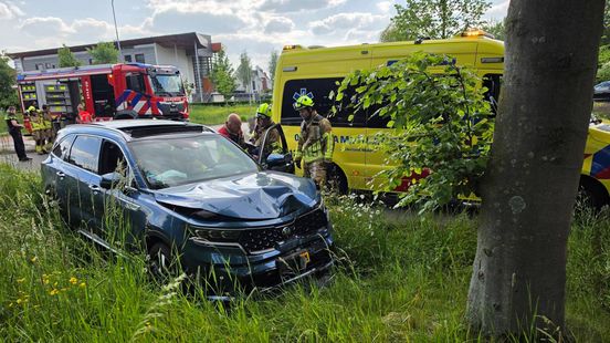 Brand in frietkar • gewonde bij eenzijdige aanrijding