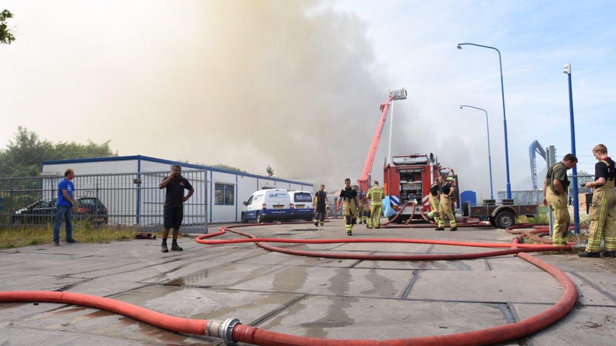 Afvalbrand Nieuw-Dordrecht ontstaan tijdens werkzaamheden