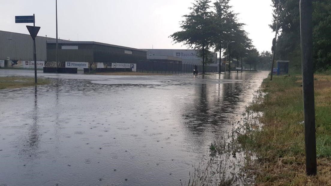 Kanaalweg in Enschede doet naam eer aan