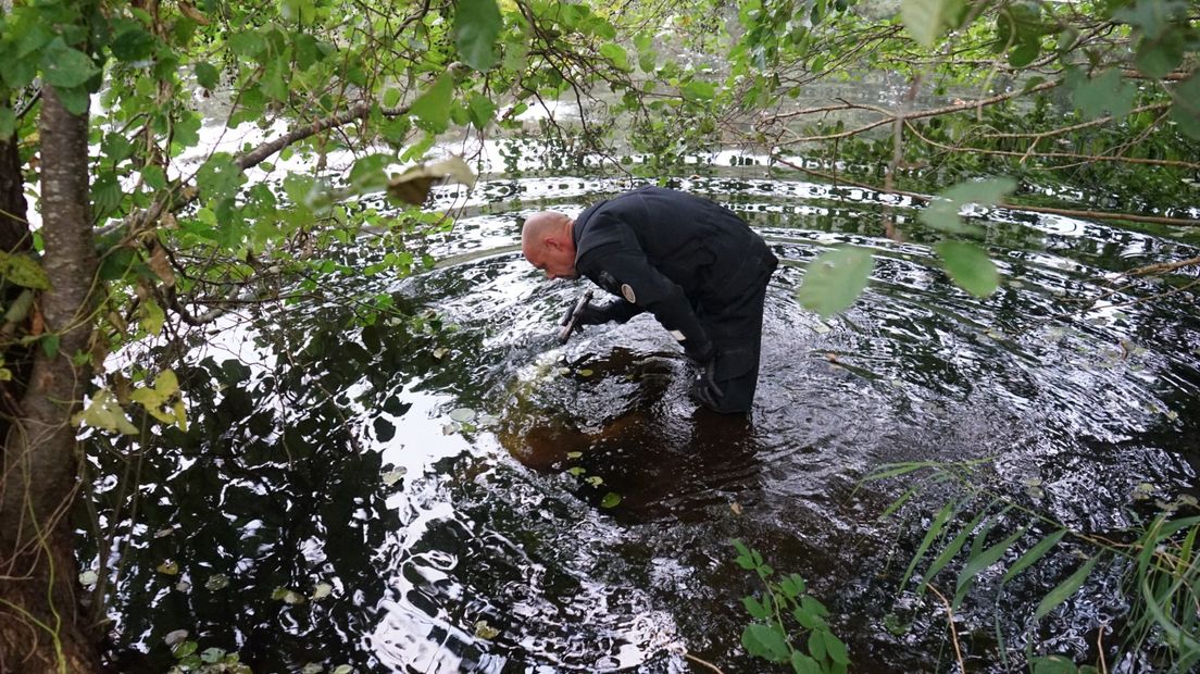 De laatste zoekactie in de zaak Willeke Dost was vorig jaar september in een vennetje (Rechten: archief RTV Drenthe / Kim Stellingwerf)