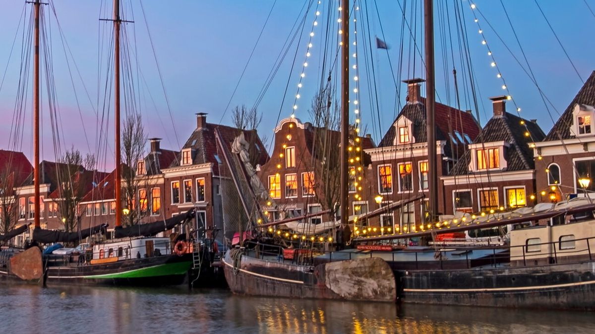 Na jaren met 'spotgoedkope' ligplaatsen gaan de tarieven ook in Harlingen omhoog