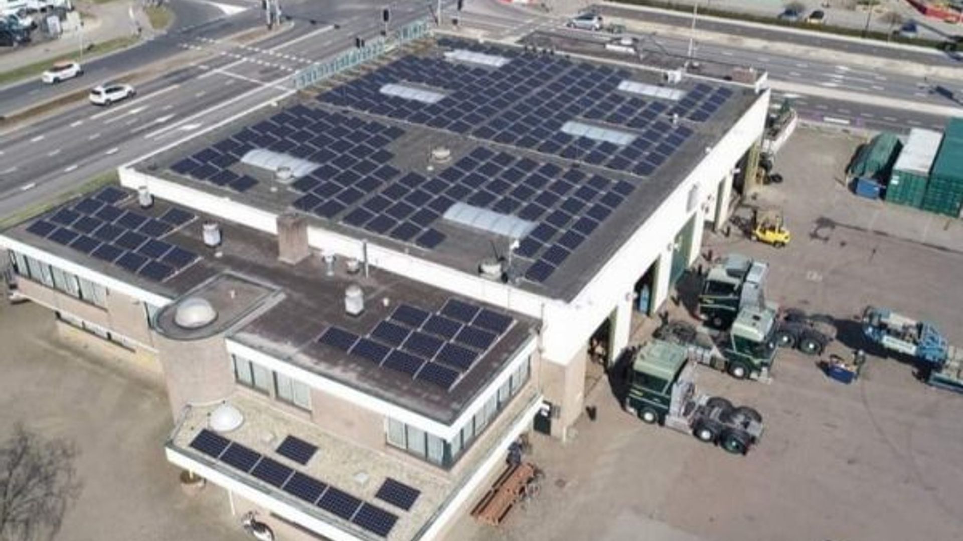 Failliete Leverancier Van Zonnepanelen Zag Vraag Kelderen Door ...