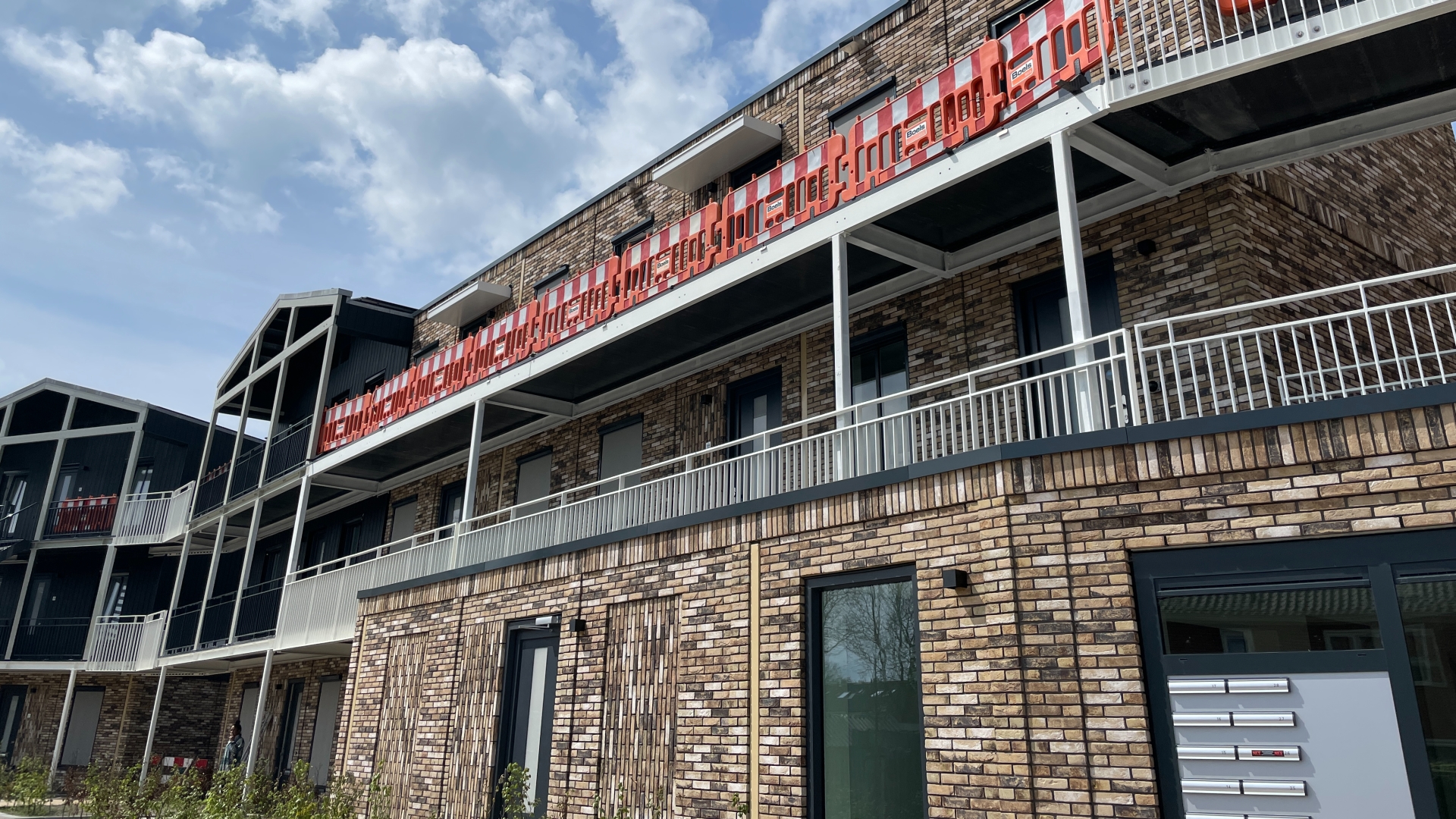 Het tijdelijke hekwerk zorgt voor problemen volgens een aantal bewoners