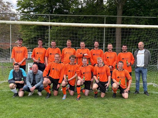 SVDB uit Ekehaar stopt met voetbal: 'We hebben niet eens een keeper'
