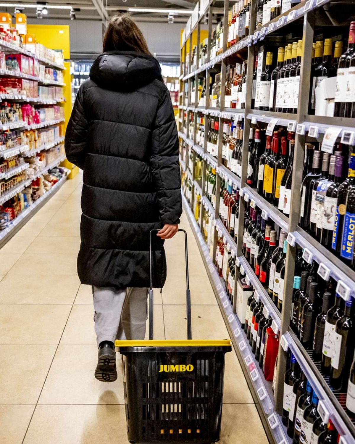 Mag de supermarkt in dit dorp dan tóch op zondag open? Omroep Gelderland