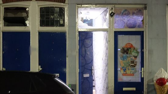 Woningen en voertuigen beschadigd bij explosie Regentessekwartier Woningen en voertuigen beschadigd bij explosie Regentessekwartier