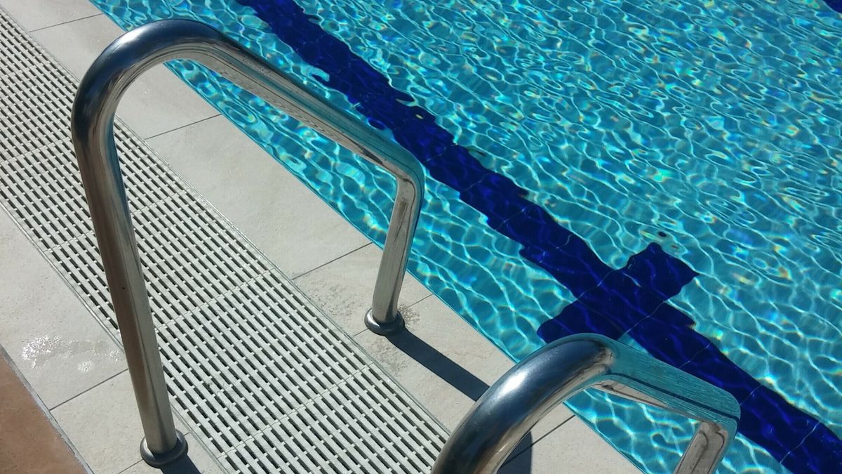 Taakstraf voor stiekem filmen van jonge vrouwen in badhokje zwembad Meppel