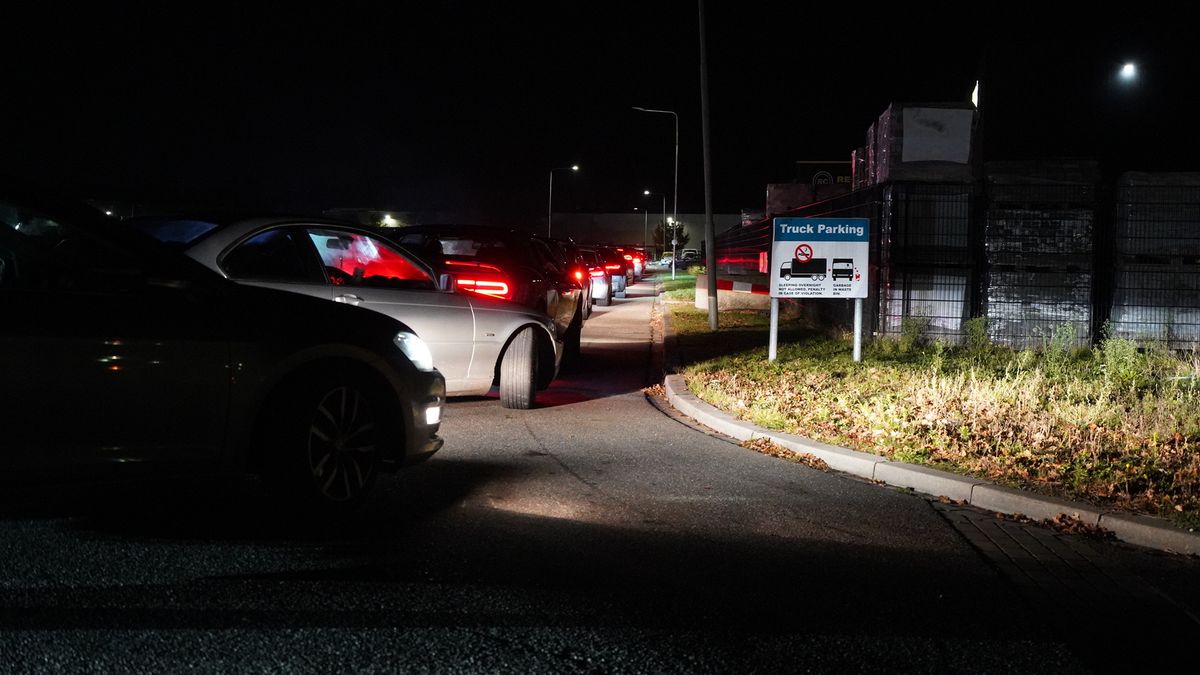 Ruim 1500 boetes uitgedeeld bij illegale carmeeting in Horst en Maasbree