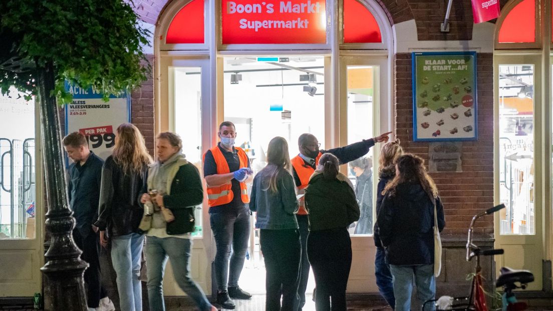 In coronatijd was er tijdens lockdownperiodes soms een run op drank in Utrechtse supermarkten