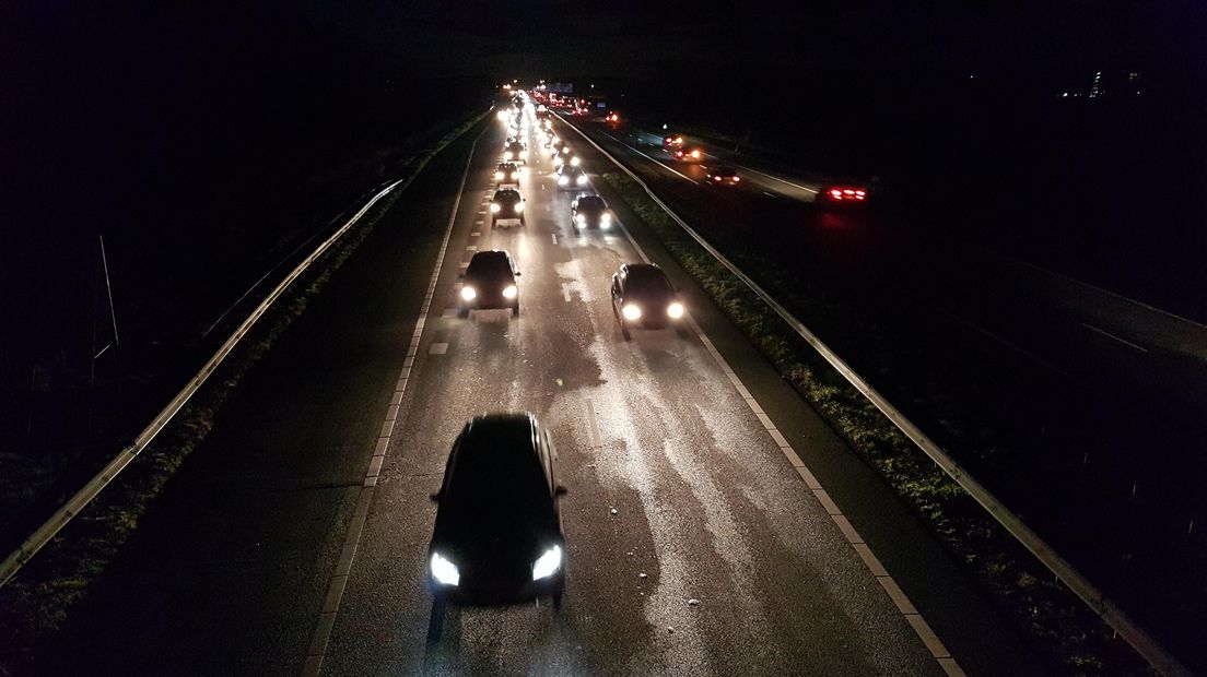 Op de A28 staat een file (Rechten: Persbureau Meter/archief)