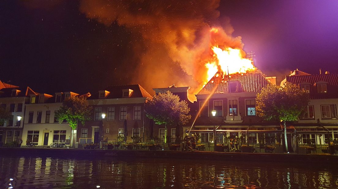De brand woedde in het pand van restaurant Proto
