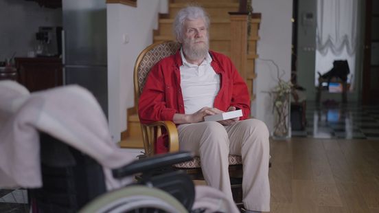 Ouderenmishandeling niet altijd zichtbaar: 'Kan voortkomen uit onmacht'