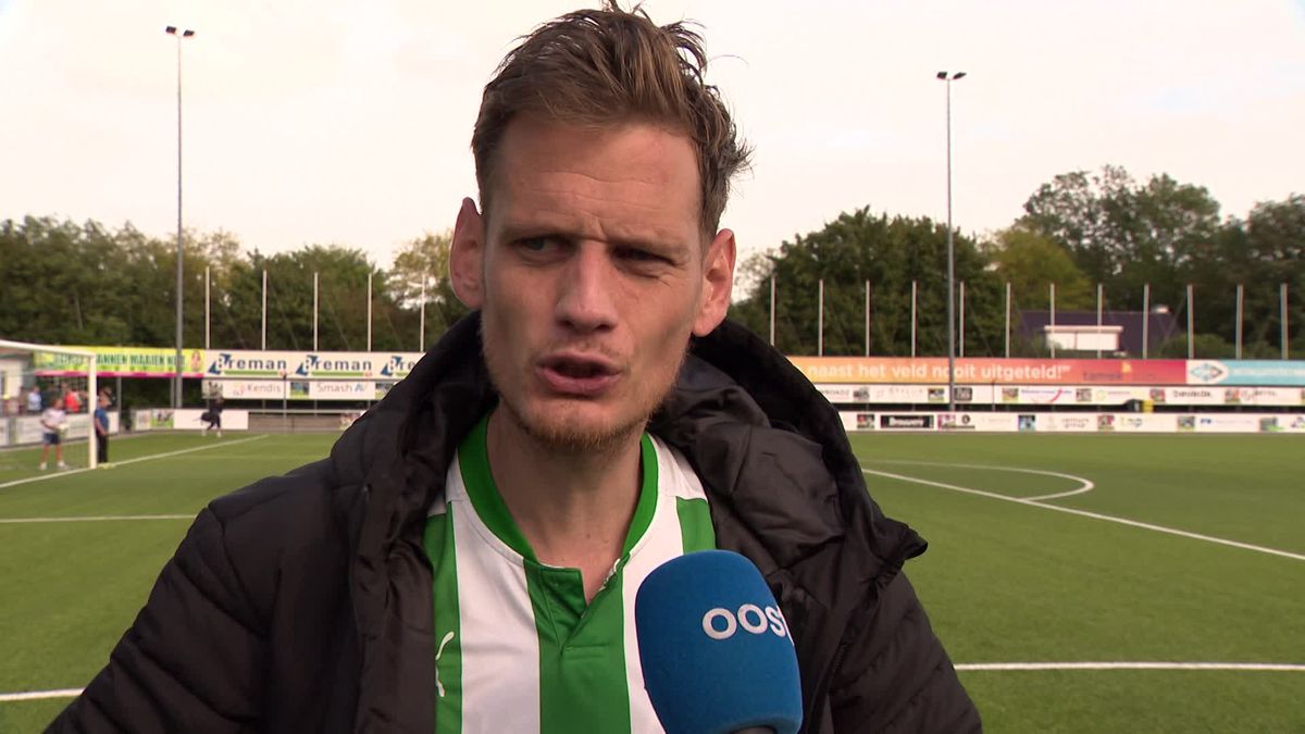 Jens Jurn Streutker na de zege van Genemuiden op SVZW