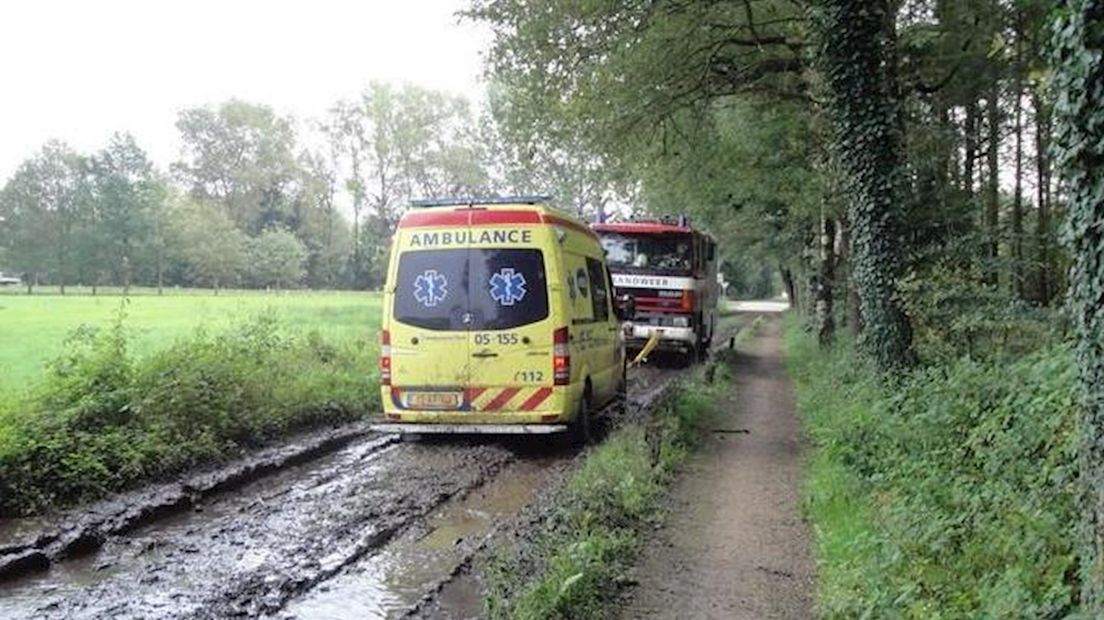 Ambulance vast in Denekamp