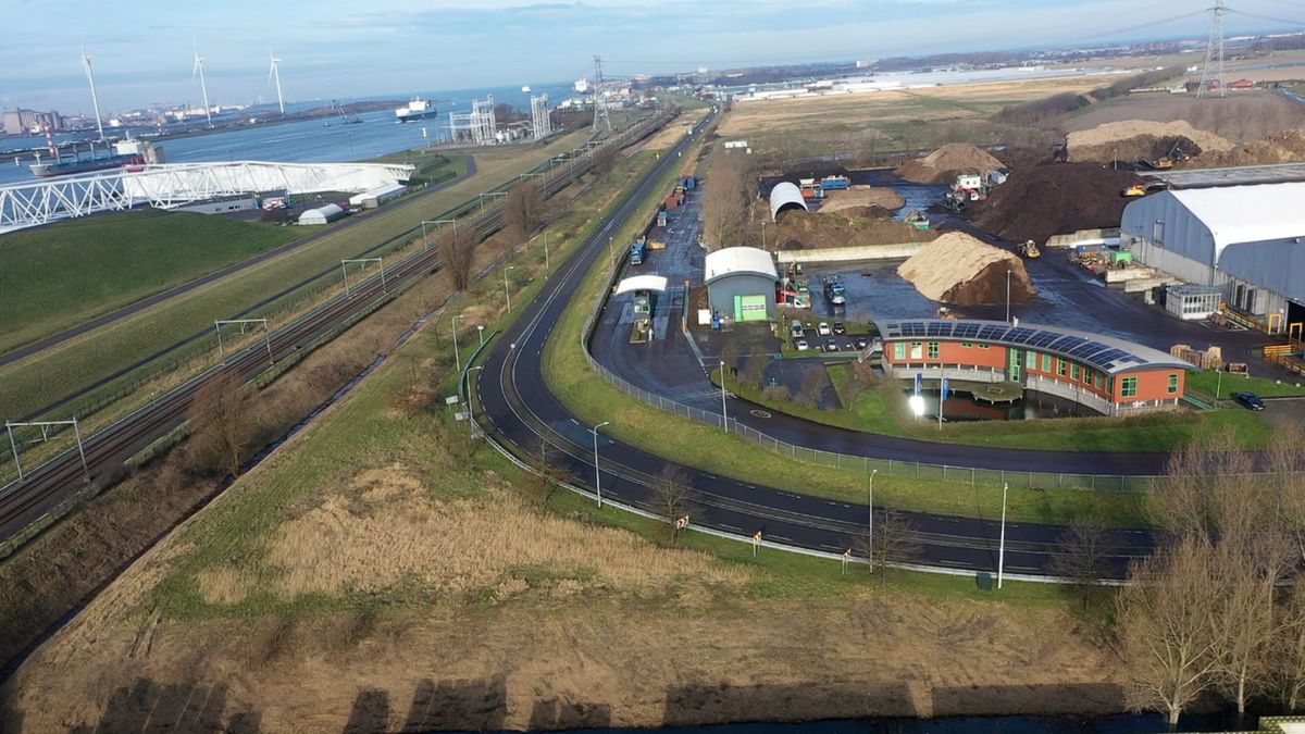 Werk aan de weg twee weken eerder klaar, N223 nu al open