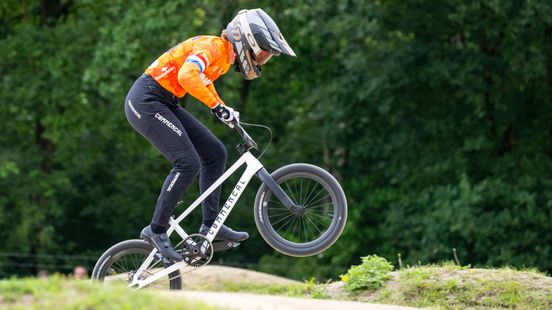 Gian van Veen naar kwartfinales • 30ste zege Smulders