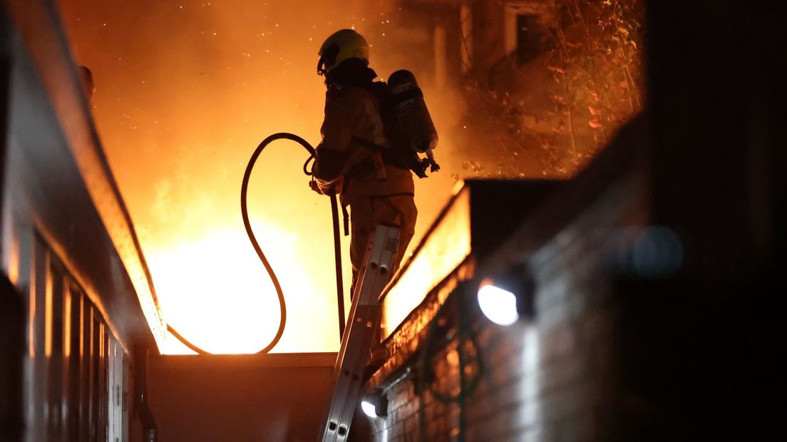 Brand in schuur Medemblikstraat