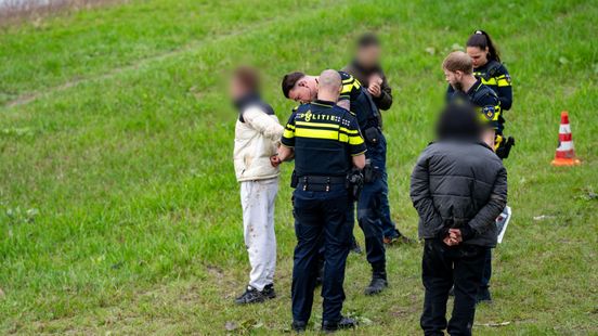 Twee ernstig gewonden bij steekincident, een verdachte aangehouden