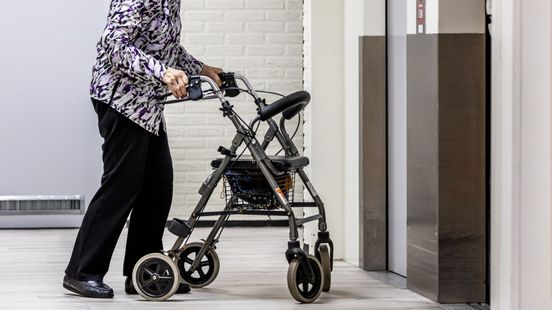 Inspectie kritisch: vrijheid dementiepatiënt nog beperkt