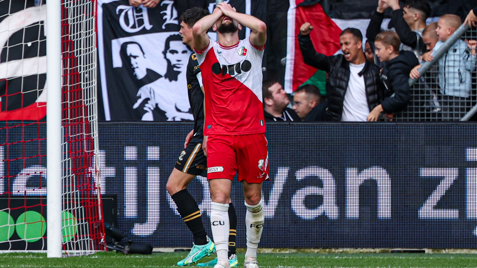 FC Utrecht In Play-off Finale Na Verlenging Ten Onder Tegen Go Ahead ...