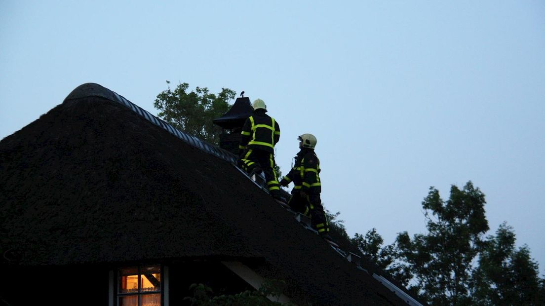 Brandweer voorkomt grote woningbrand in Giethoorn