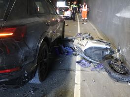 112-nieuws | Motorrijder gewond na crash in tunnel - Vrijspraak voor bijten agent tijdens protest