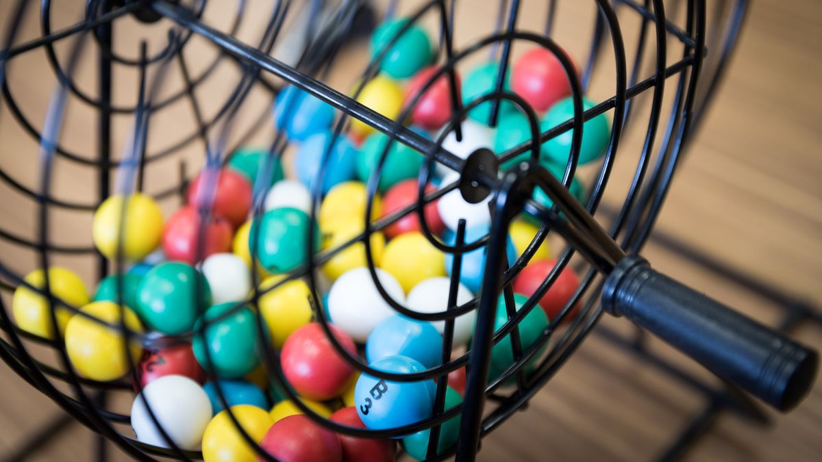 Stynsgeaster krijgt boete voor mishandeling na kinderbingo