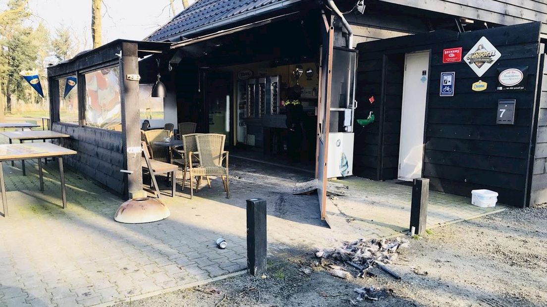 Brand in cafetaria in Mariënberg, vermoedelijke brandstichter gearresteerd