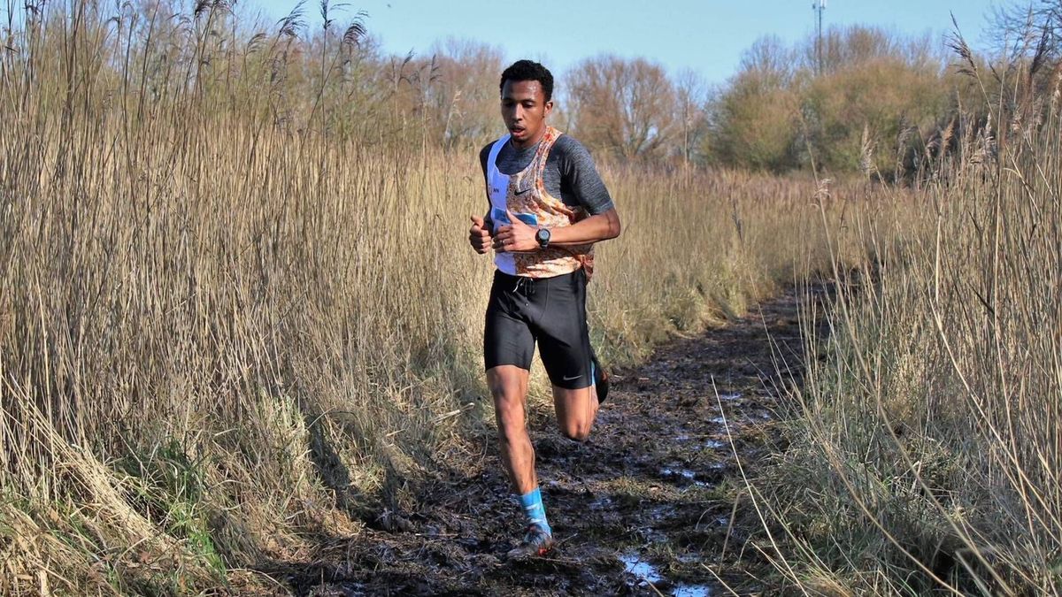 Yunis Stitan wint met overmacht Kustcross in Vlissingen