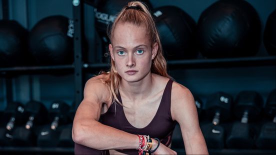 Hoge pieken, diepe dalen: hoe veroverde Emilie Dahmen (21) in één jaar de Hyrox-wereld?