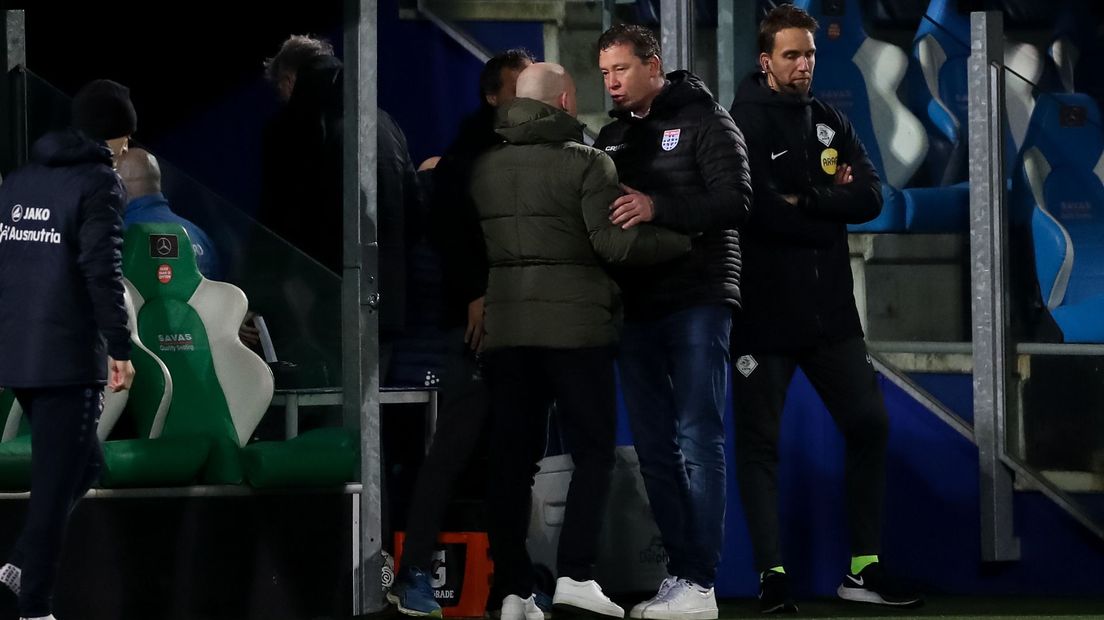 Echteld (r) na afloop met Heerenveen-trainer Jansen