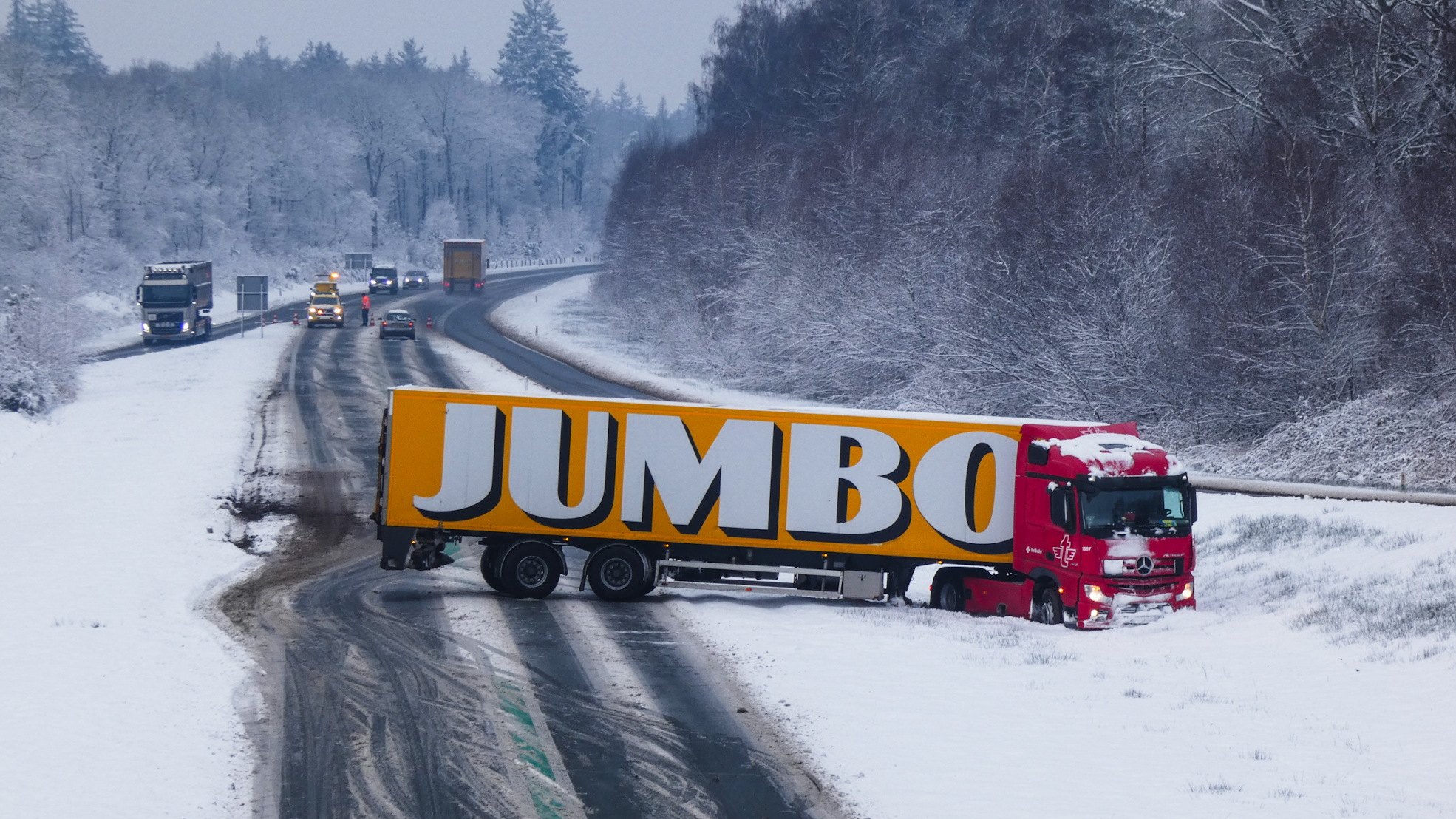 e4cd74d5-2074-36b4-8133-5a62fe4948e9.jpg?width=1104&height=620&aspect_ratio=1104:620&cb=c33da1a1b35ff1a12f792a3977adaeec