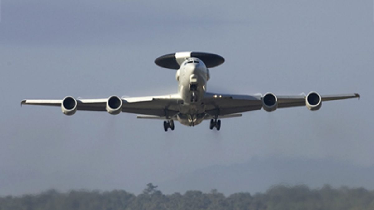 Opknapbeurt voor AWACS-radar - L1