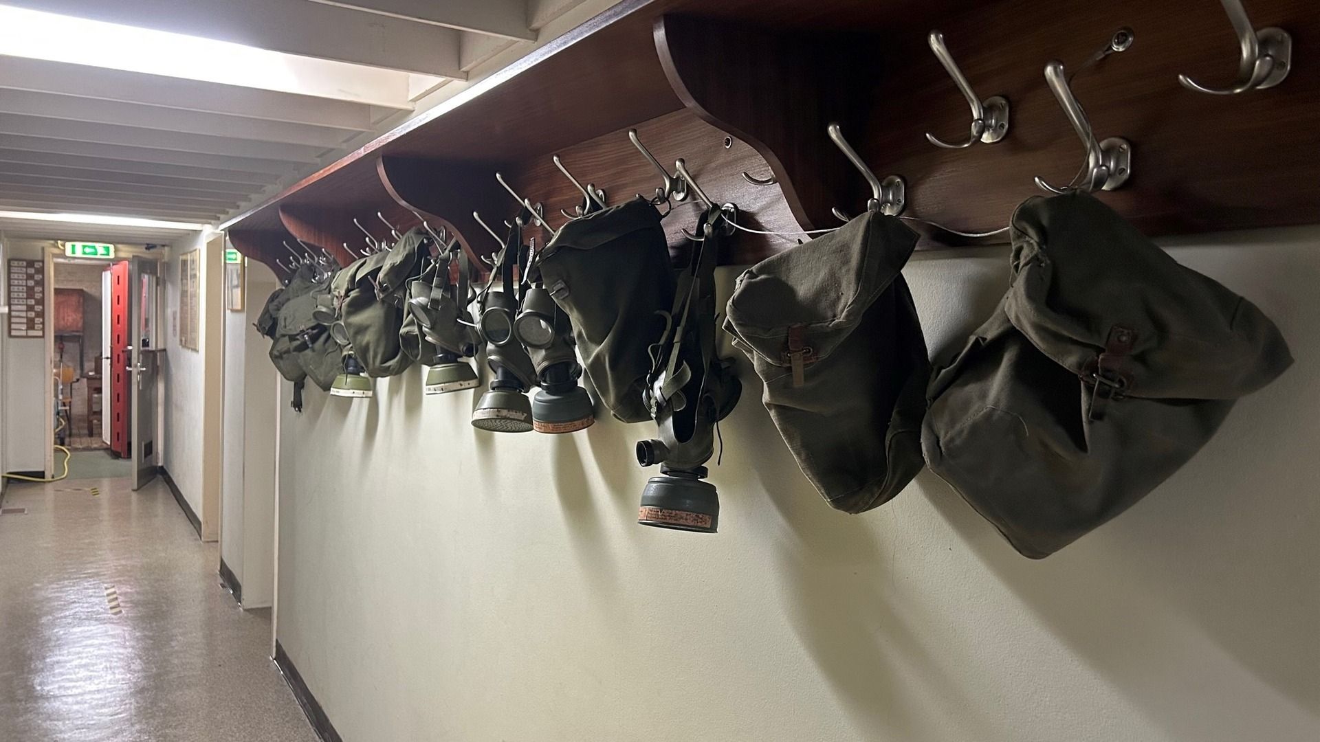 Gasmaskers yn de bunker fan Grou