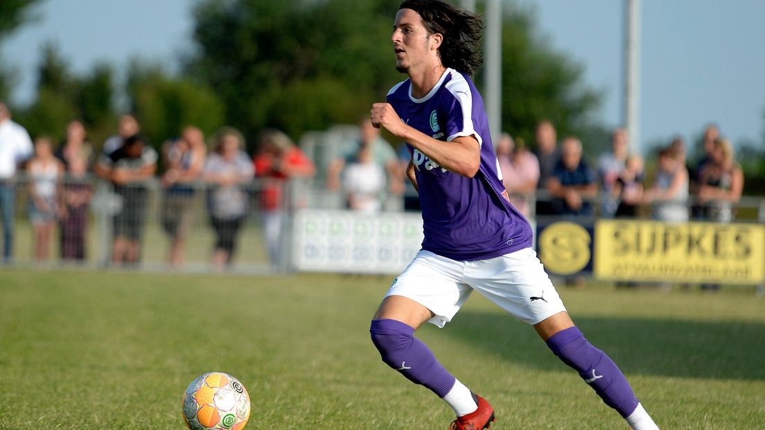 Amir Absalem scoorde de openingstreffer namens Jong FC Groningen archief